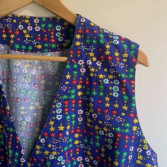 Vintage Floral Apron Top - Picture 5 of 9